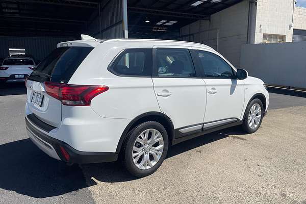 2020 Mitsubishi Outlander ES ZL