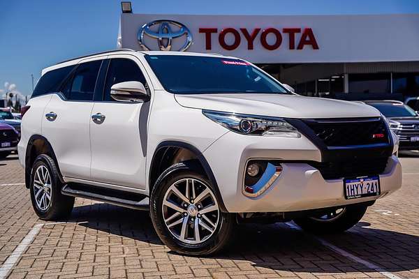 2015 Toyota Fortuner Crusade GUN156R