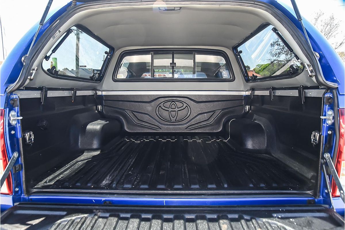 2015 Toyota Hilux SR5 GUN126R 4X4