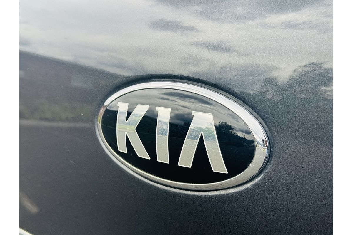 2016 Kia Carnival SLi YP