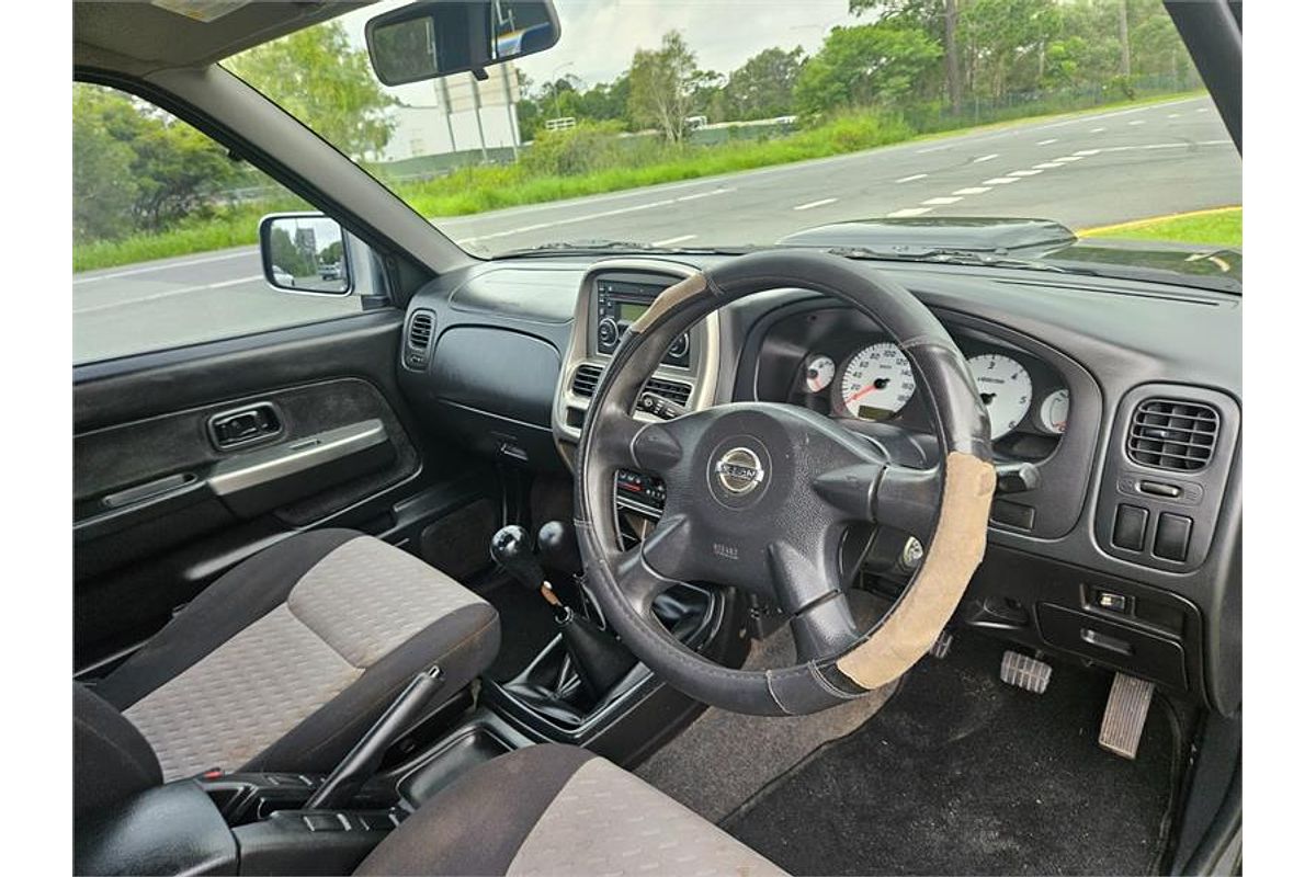 2010 Nissan Navara ST-R D22 4X4