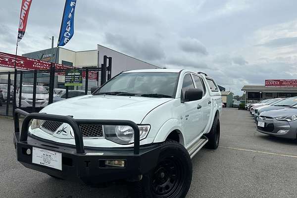 2013 Mitsubishi Triton GL-R MN 4X4