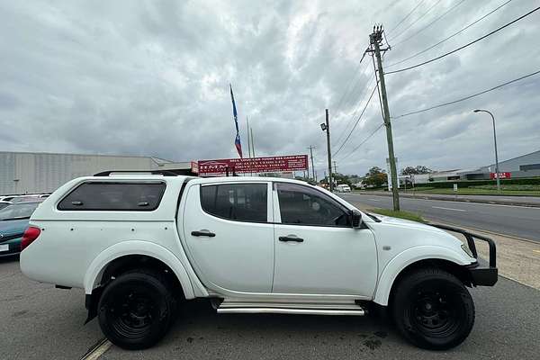 2013 Mitsubishi Triton GL-R MN 4X4