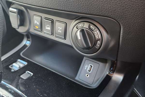 2024 Nissan Navara PRO-4X Warrior D23 4X4