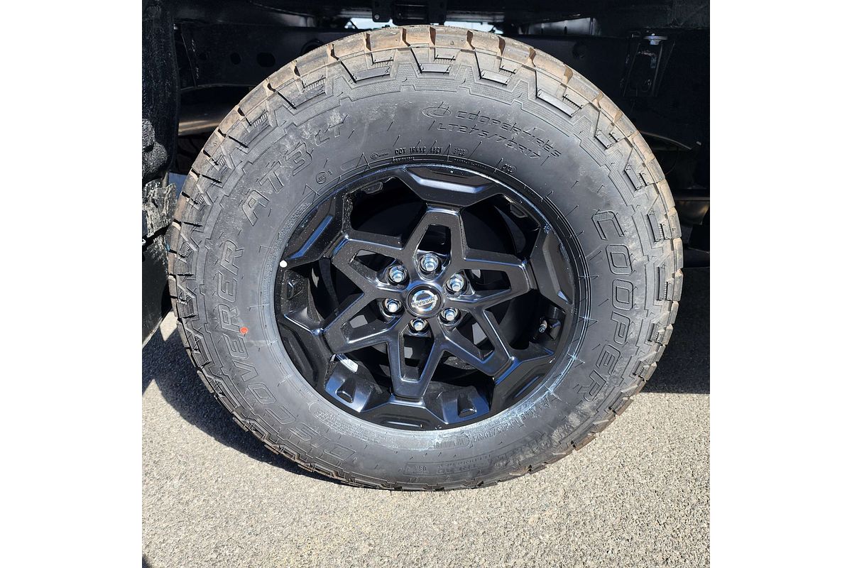 2024 Nissan Navara PRO-4X Warrior D23 4X4
