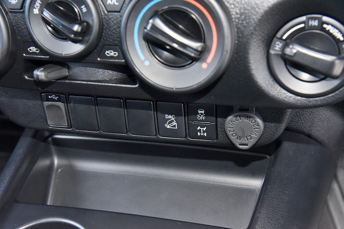 2023 Toyota Hilux SR GUN126R 4X4