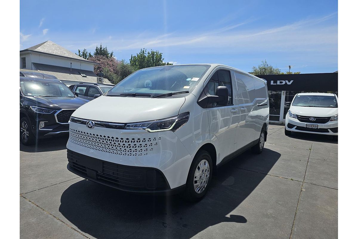 2024 LDV Deliver 7 LWB