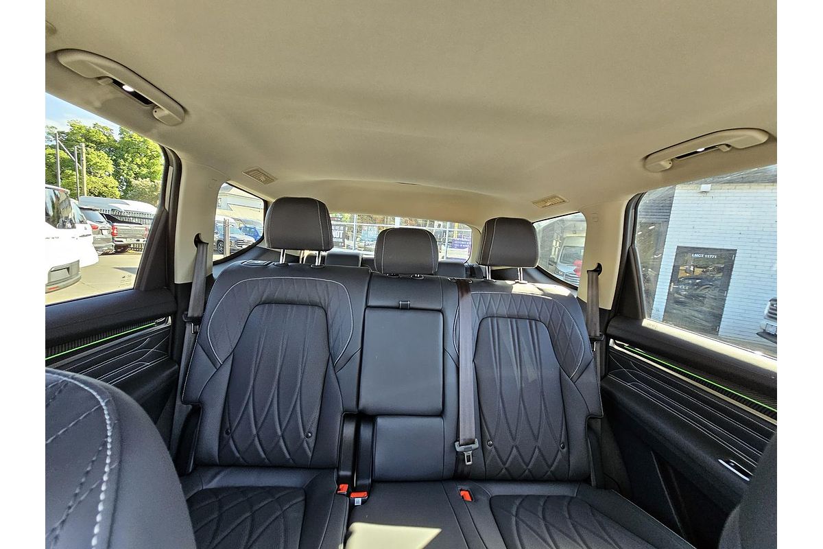 2024 LDV D90 Executive SV9A