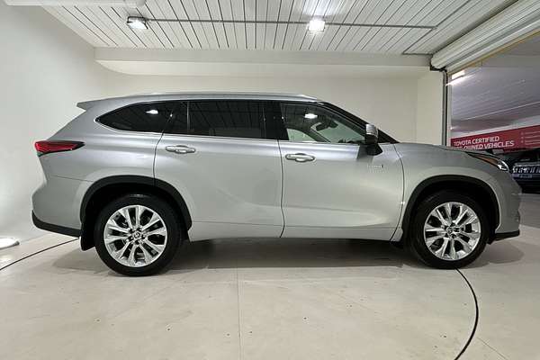 2022 Toyota Kluger Grande AXUH78R