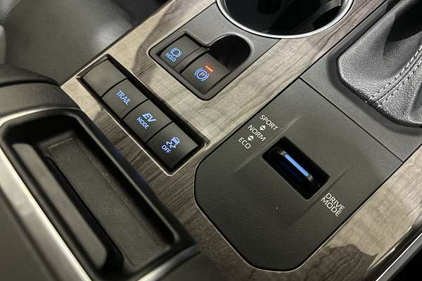 2022 Toyota Kluger Grande AXUH78R