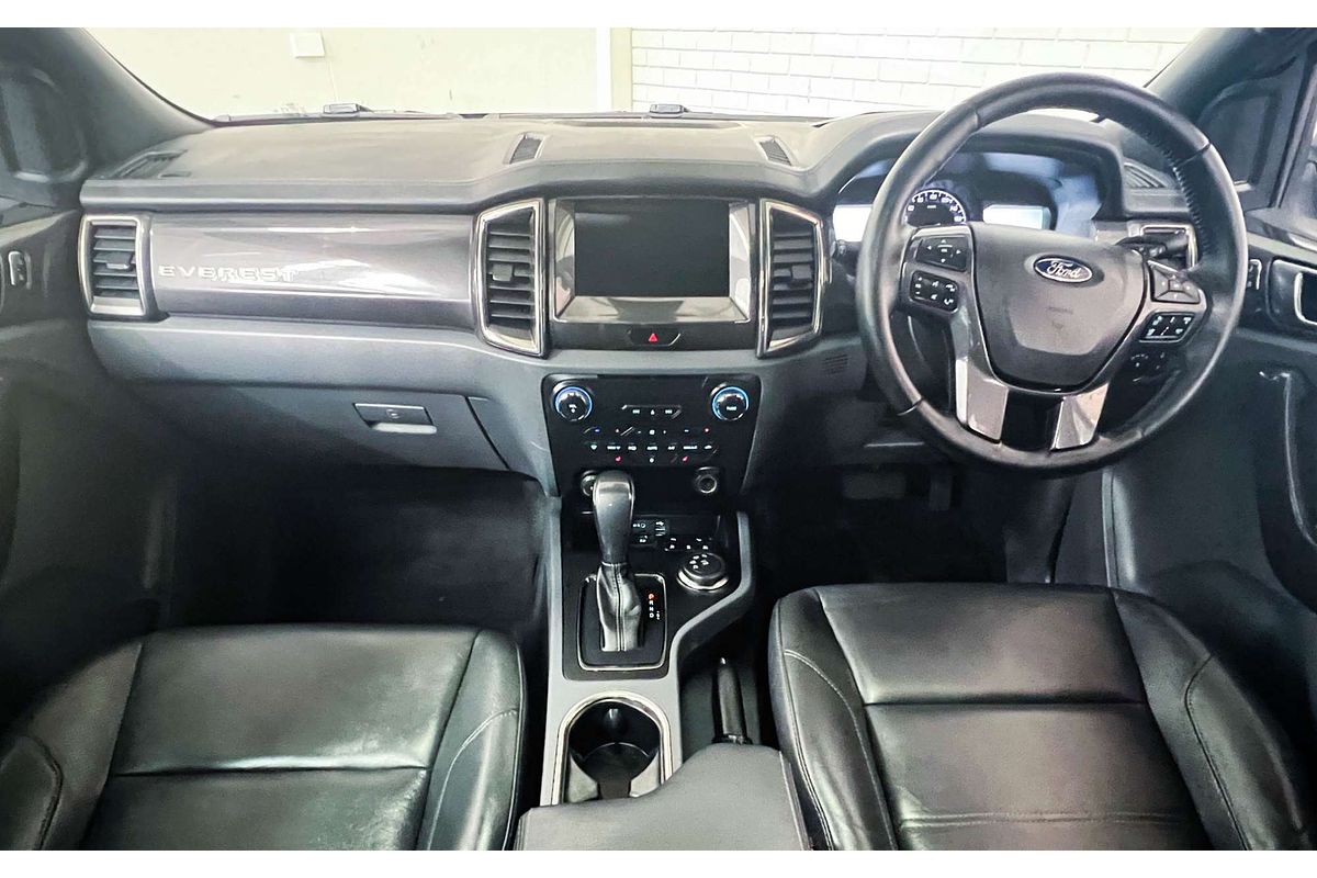 2015 Ford Everest Titanium UA