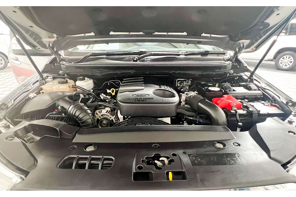 2015 Ford Everest Titanium UA