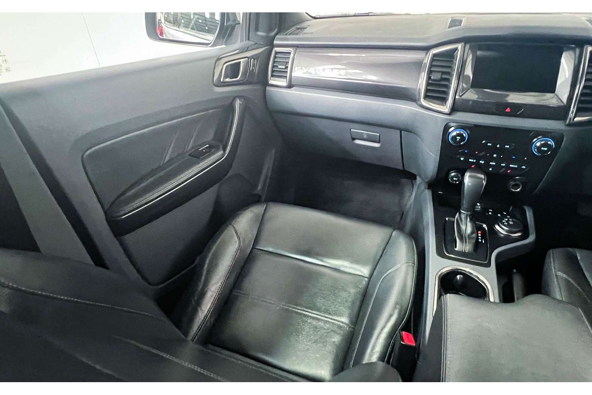 2015 Ford Everest Titanium UA