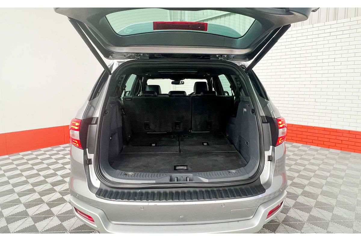 2015 Ford Everest Titanium UA