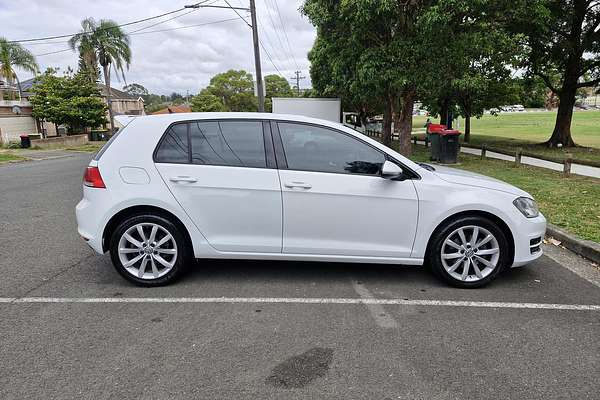 2013 Volkswagen Golf 103TSI Highline 7