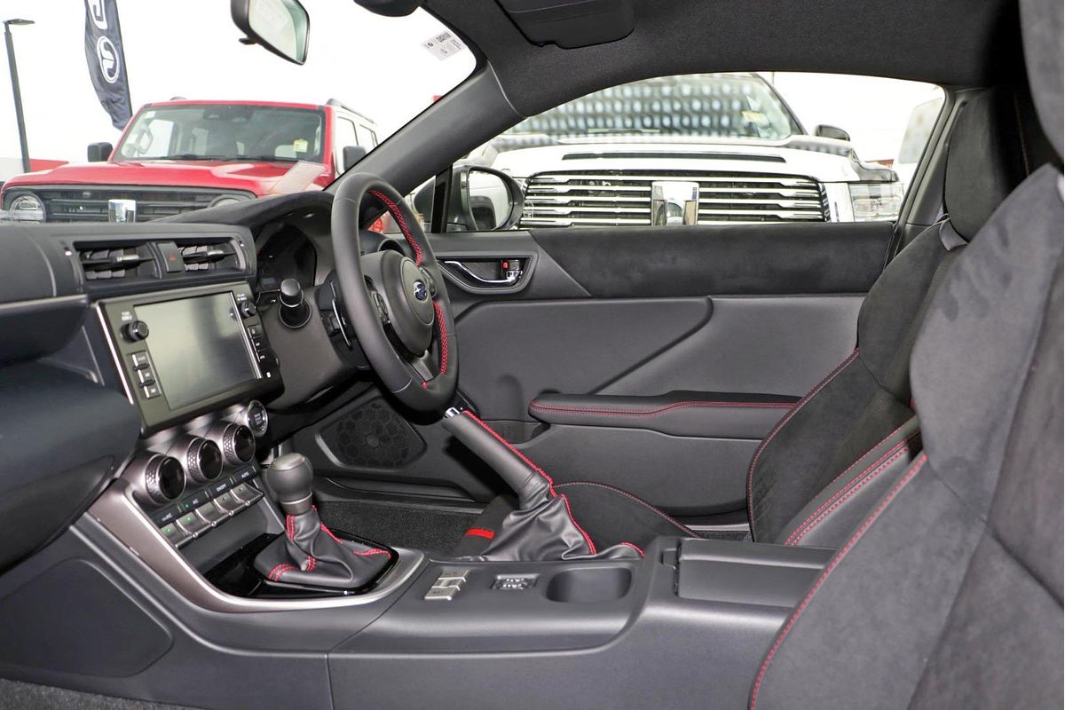 2024 Subaru BRZ S ZD8