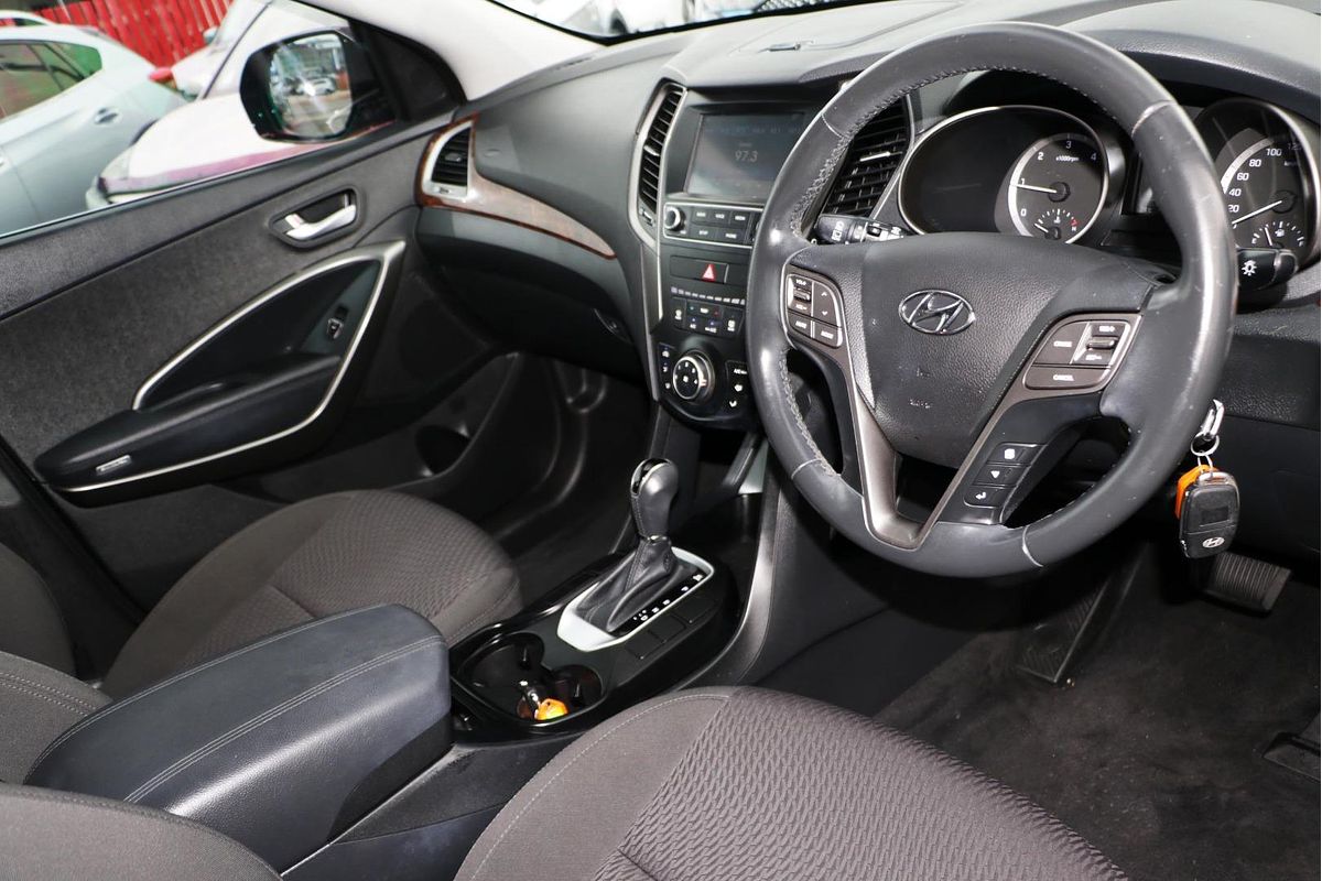 2016 Hyundai Santa Fe Active DM3 Series II
