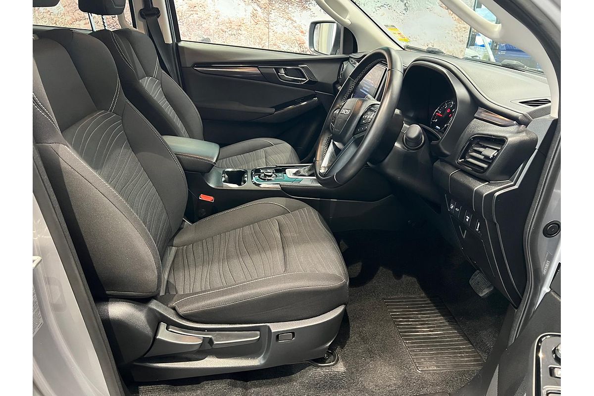 2023 Isuzu MU-X LS-U