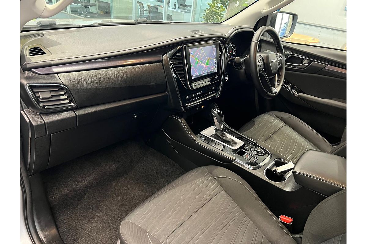 2023 Isuzu MU-X LS-U