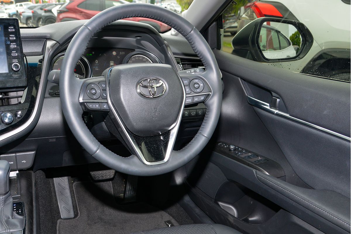 2023 Toyota Camry SL AXVH70R