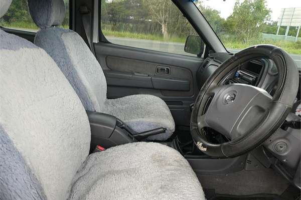 2003 Nissan Navara ST-R D22 4X4