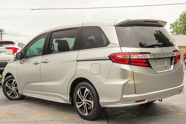 2017 Honda Odyssey VTi-L 5th Gen