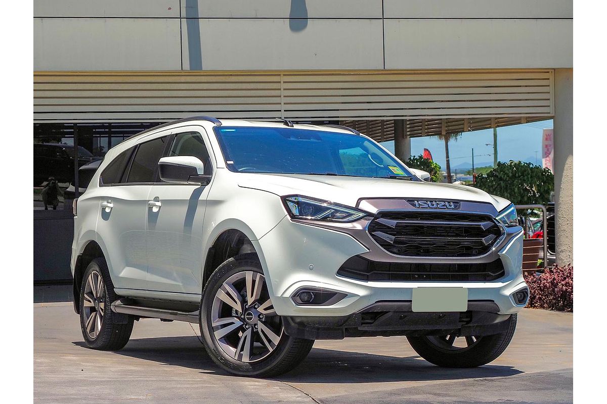 2023 Isuzu MU-X LS-T