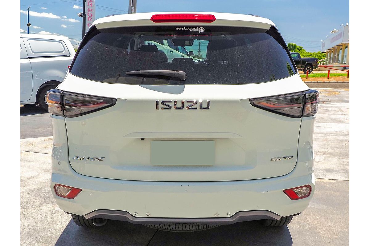2023 Isuzu MU-X LS-T