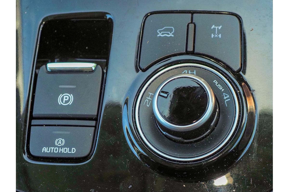 2023 Isuzu MU-X LS-T