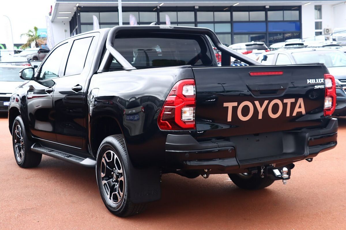 2024 Toyota Hilux SR5 48V GUN126R 4X4