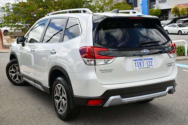 2024 Subaru Forester Hybrid L S5