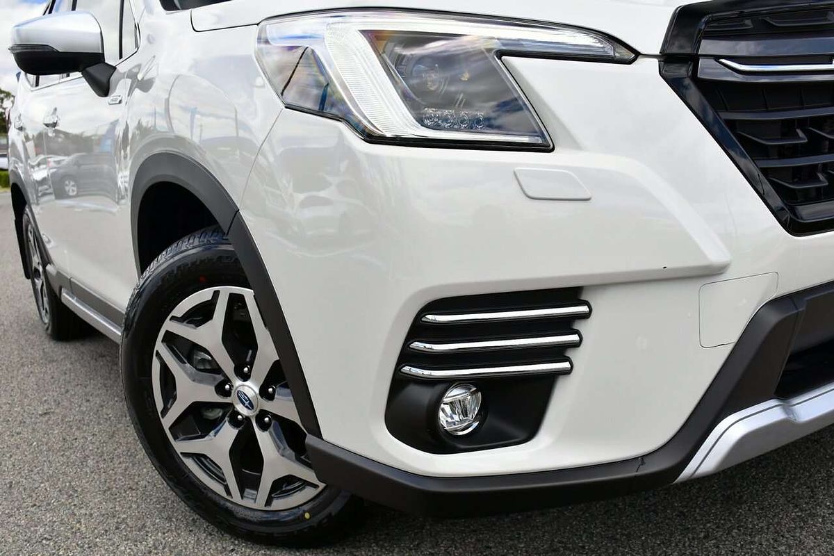 2024 Subaru Forester Hybrid L S5