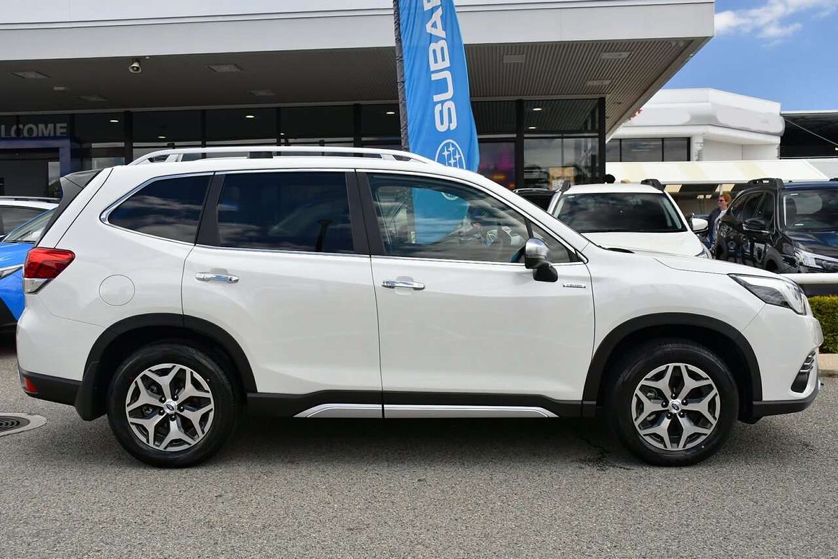 2024 Subaru Forester Hybrid L S5