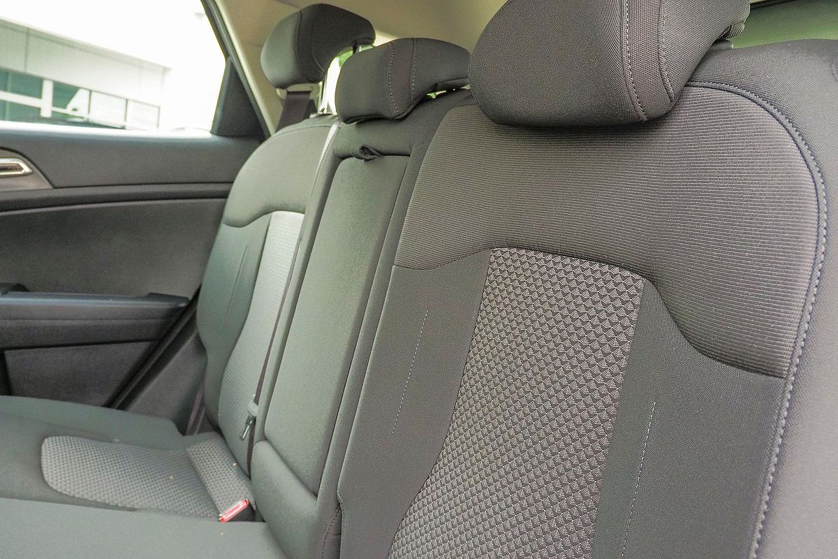 2022 Kia Sportage S NQ5