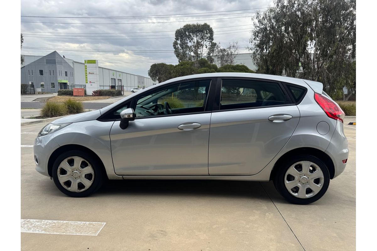 2010 Ford Fiesta LX WT