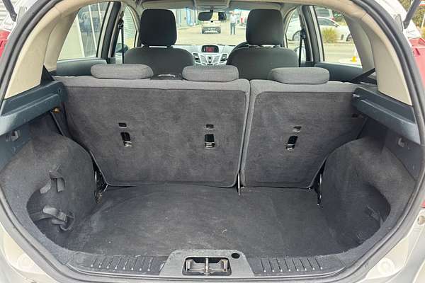 2010 Ford Fiesta LX WT