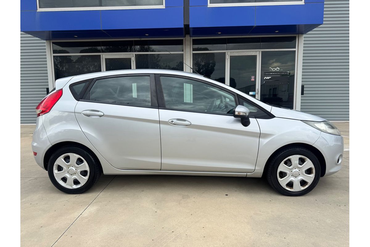 2010 Ford Fiesta LX WT