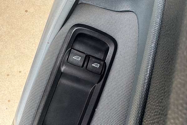 2010 Ford Fiesta LX WT