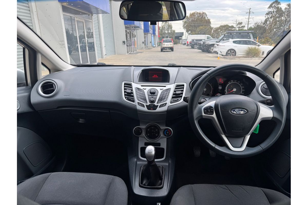 2010 Ford Fiesta LX WT