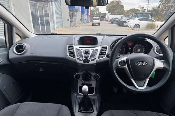 2010 Ford Fiesta LX WT
