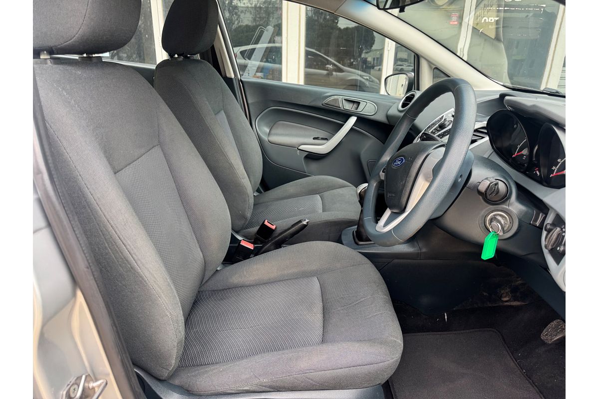 2010 Ford Fiesta LX WT