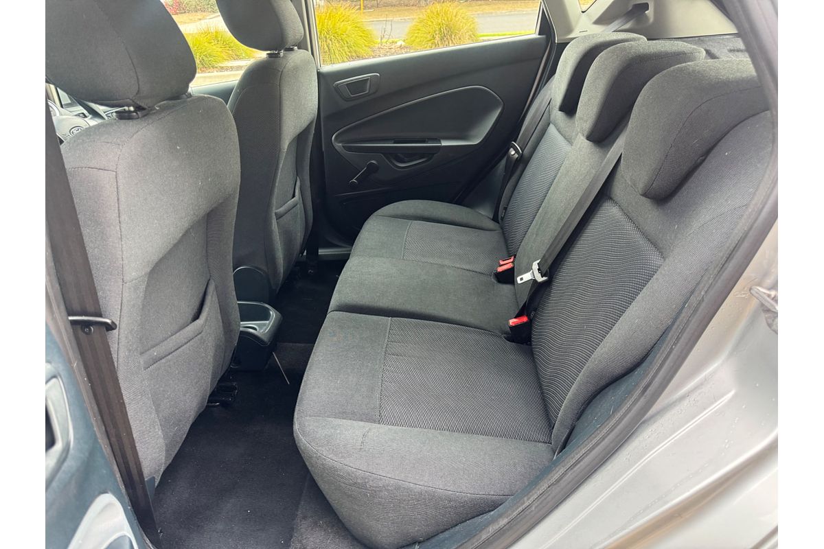 2010 Ford Fiesta LX WT