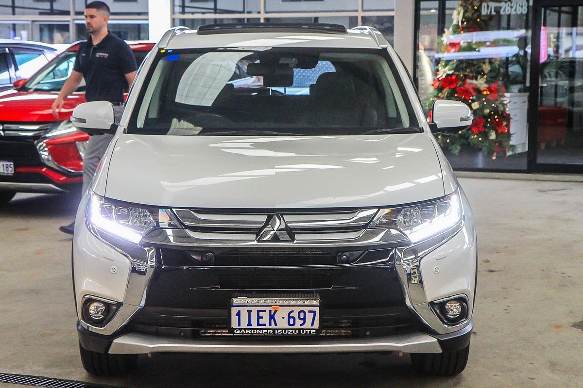 2017 Mitsubishi Outlander Exceed ZK