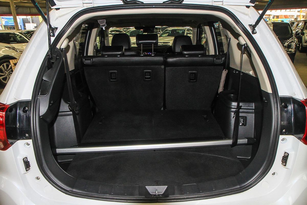 2017 Mitsubishi Outlander Exceed ZK