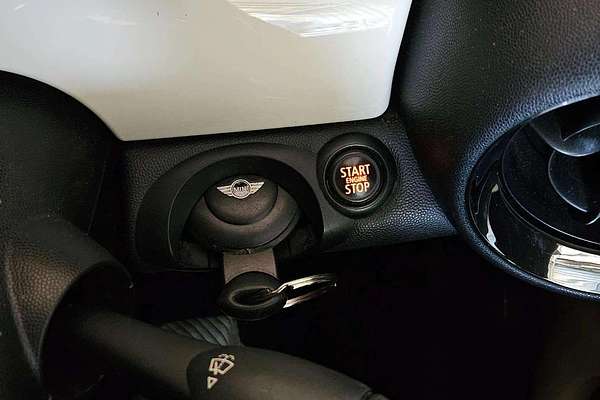 2013 MINI Hatch Cooper R56 LCI