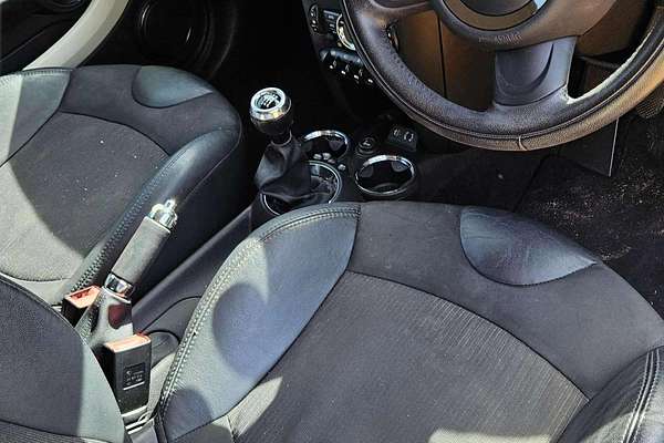 2013 MINI Hatch Cooper R56 LCI