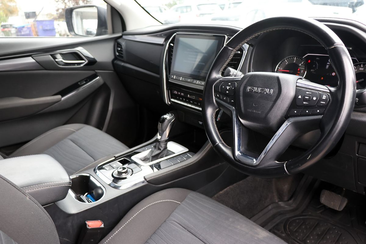 2022 Isuzu MU-X LS-U