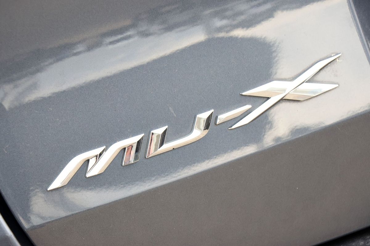 2022 Isuzu MU-X LS-U