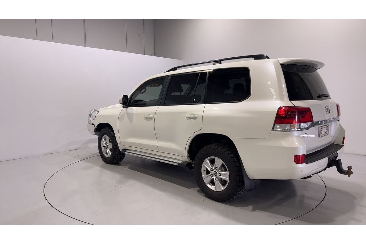 2017 Toyota Landcruiser Altitude VDJ200R