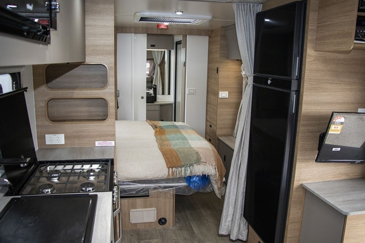 2024 Jayco SILVERLINE CARAVAN 21.65-3.OB.SL-MY24